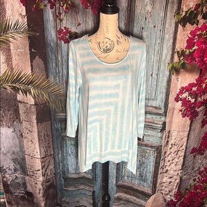 Chico’s tie dye 3/4 sleeve shirt, size 8 or Chico’s size 1, excellent condition